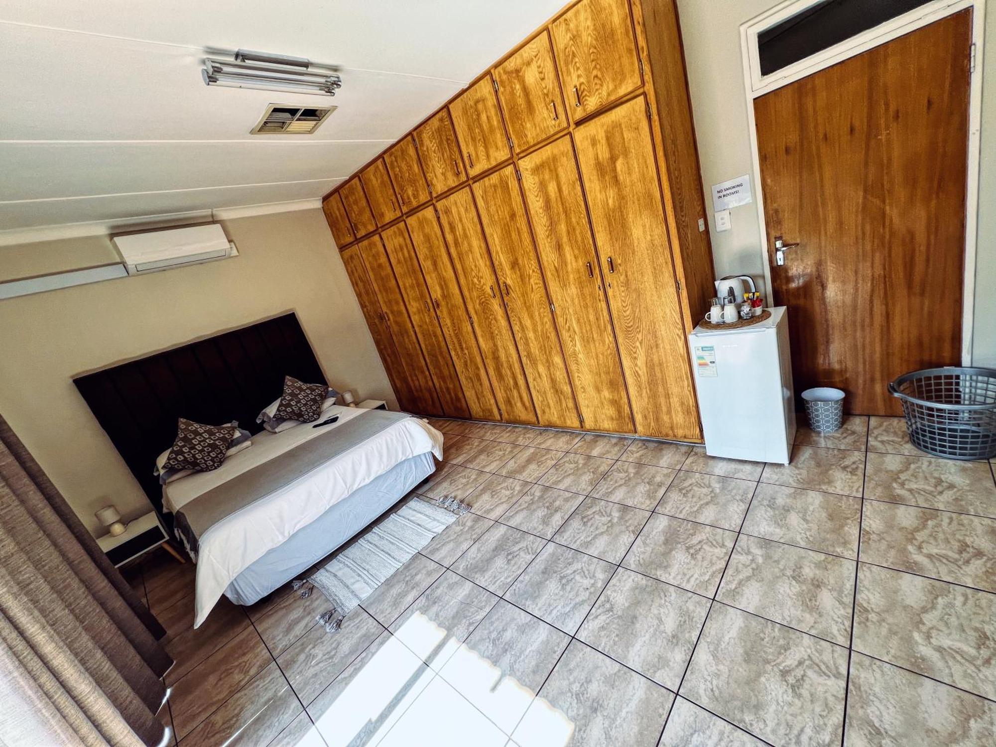 Agros Guest House Kimberley Extérieur photo