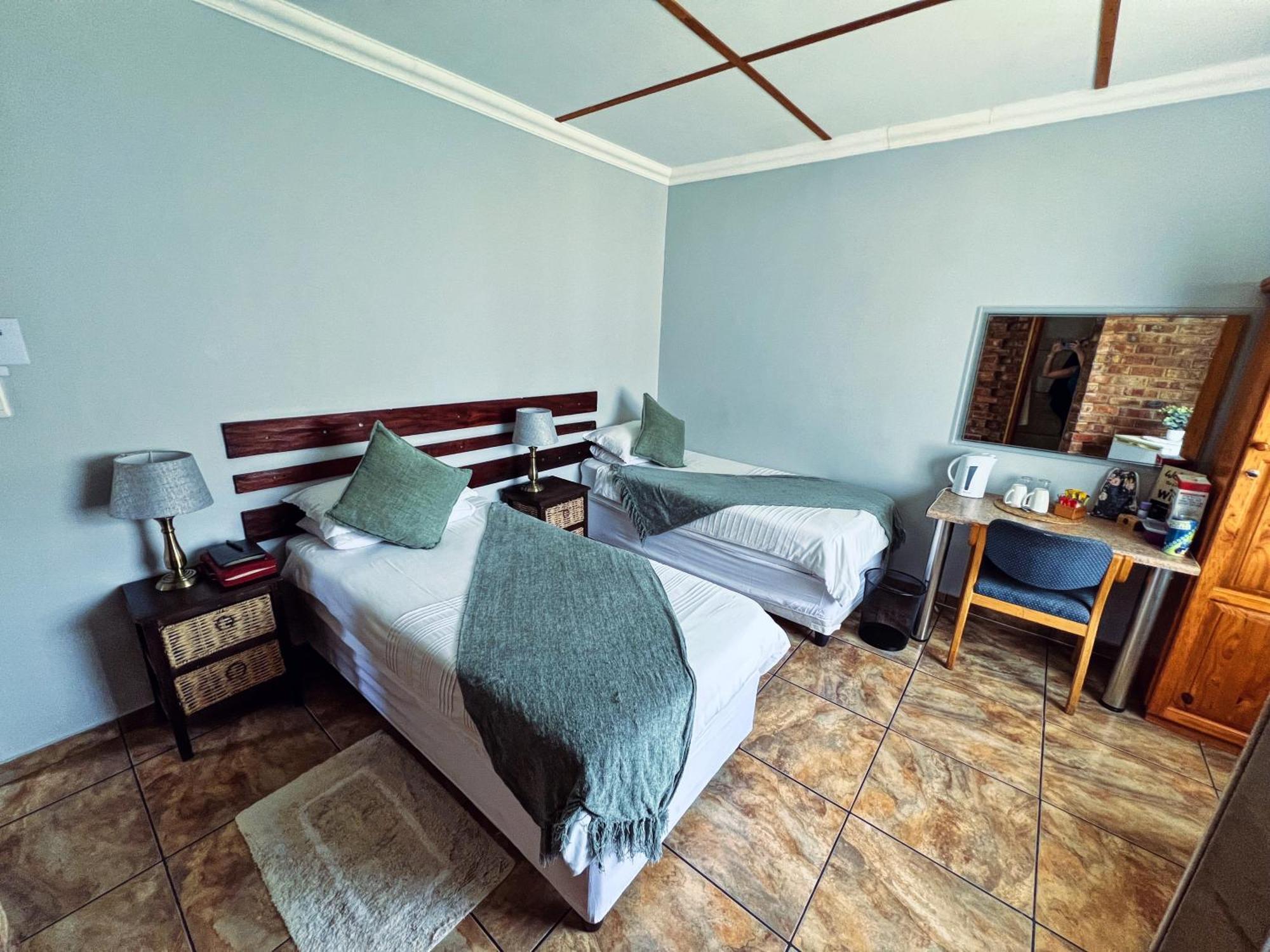 Agros Guest House Kimberley Extérieur photo